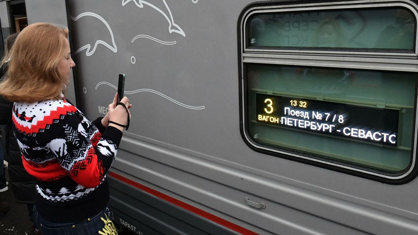 Поезда из Петербурга в Крым будут ходить быстрее