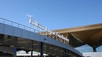 В Пулково пассажиров предупредили об ограничении въезда на пандус к третьему этажу терминала