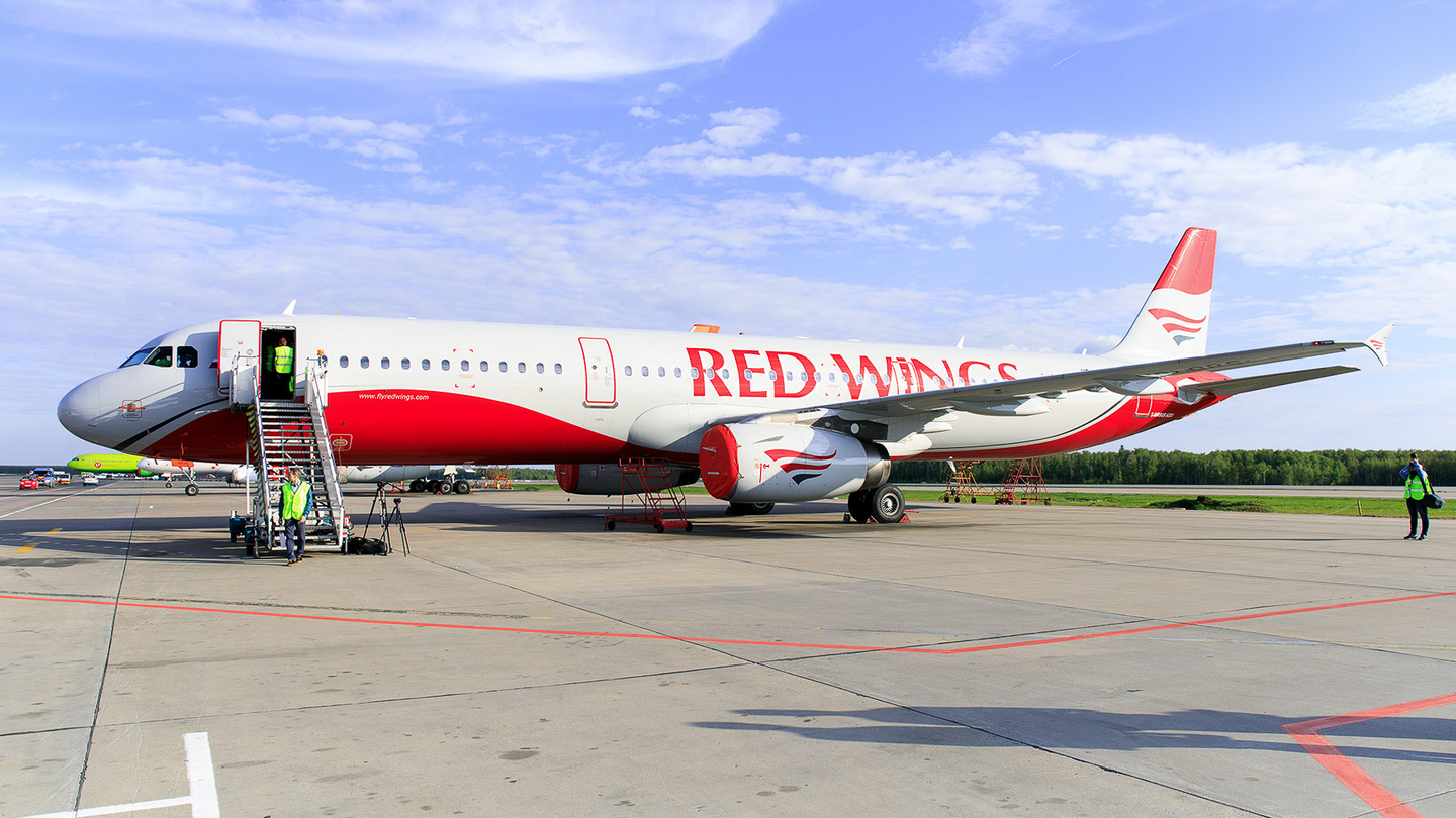 Прямые рейсы между Петербургом и Саратовом запускает авиакомпания Red Wings