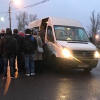 Очередь на посадку в автобус
