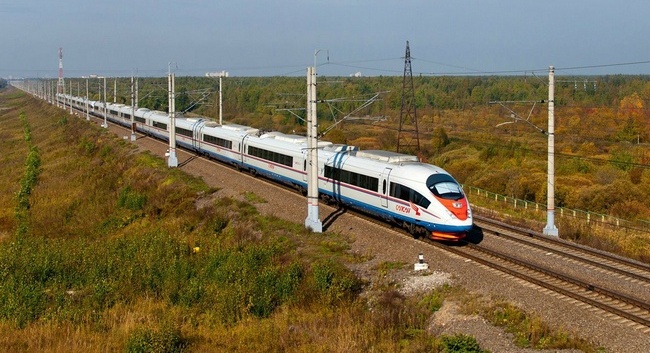 Между Петербургом и Москвой начнут ходить сдвоенные “Сапсаны”