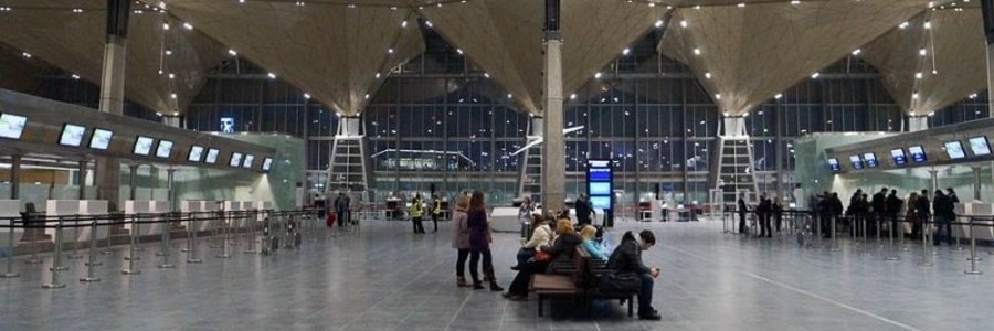 Ожидание своего рейса в аэропорту