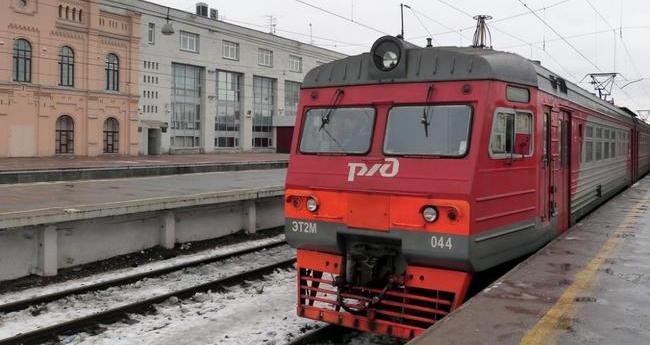 Электрички до Ивангорода